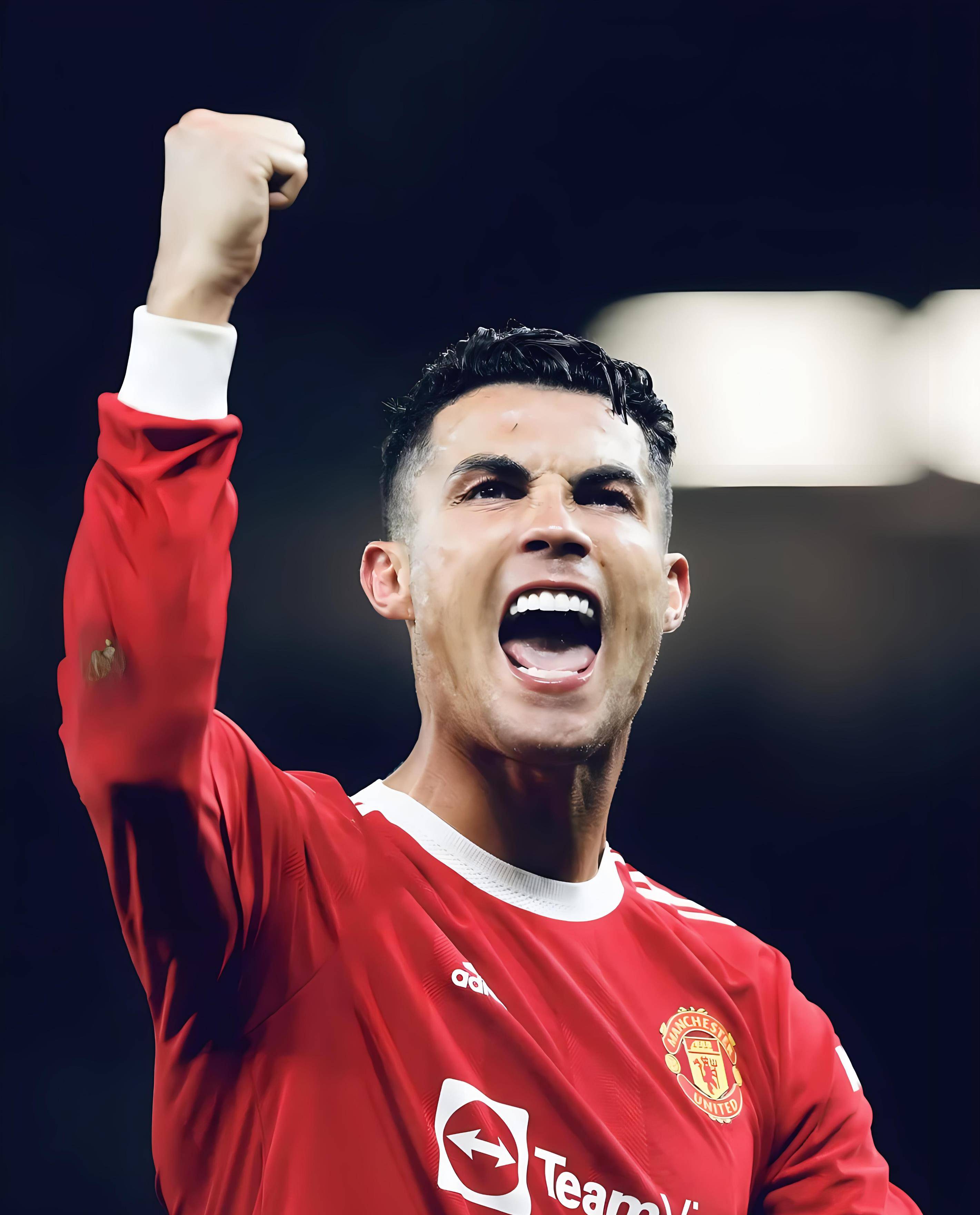 图片报：尤文和费内巴切想冬窗签磁卡，但球员不考虑提前离队