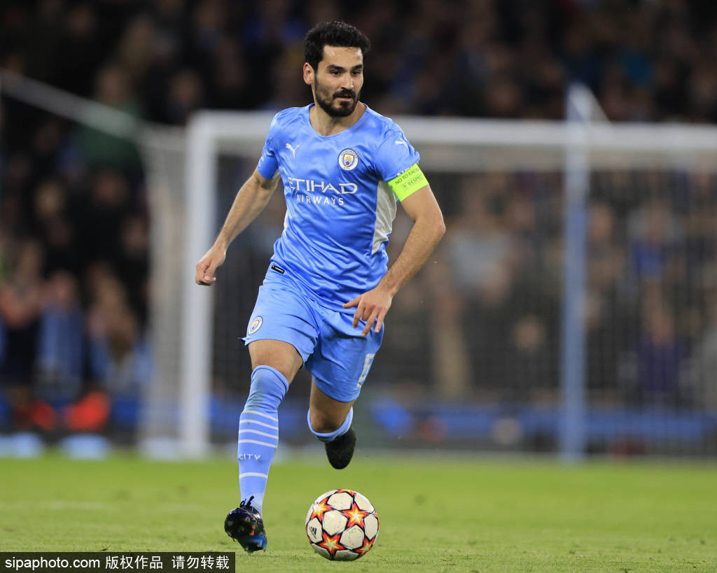 足球世界杯票务系统再次崩溃，球迷疯狂涌入（世界杯售票平台再宕机，海量球迷蜂拥抢票）