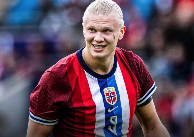 罗马诺：米兰和戴维没接触，球员经纪人否认所有冬窗离队传闻