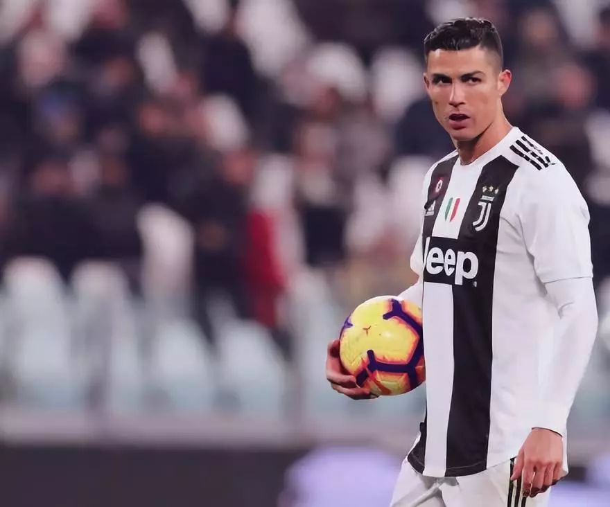 足球报：国安亚冠出局后，有球迷退了足协杯决赛的门票与酒店