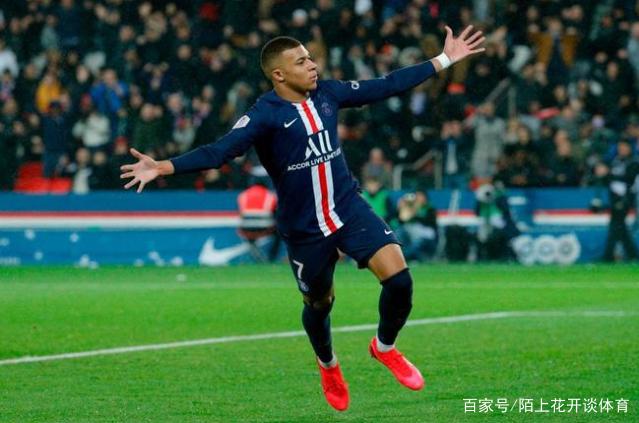 再见！大连外援社媒发文自宣离队，曾效力阿贾克斯，两队友送祝福