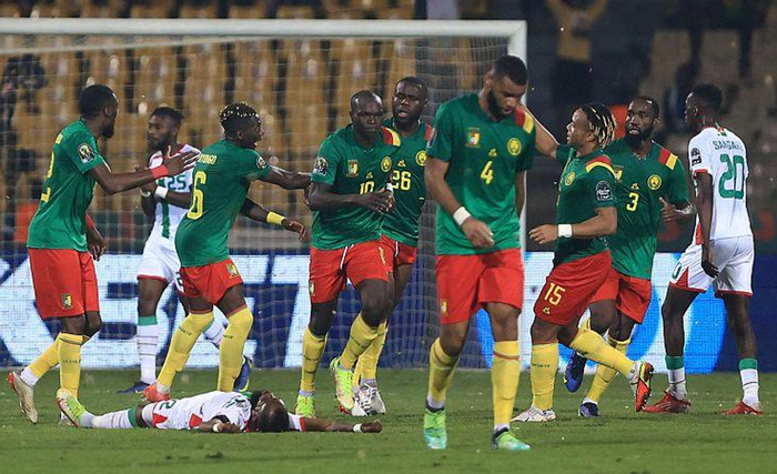 国安董事长周金辉赛前更衣室动员：今天就一个字，干！