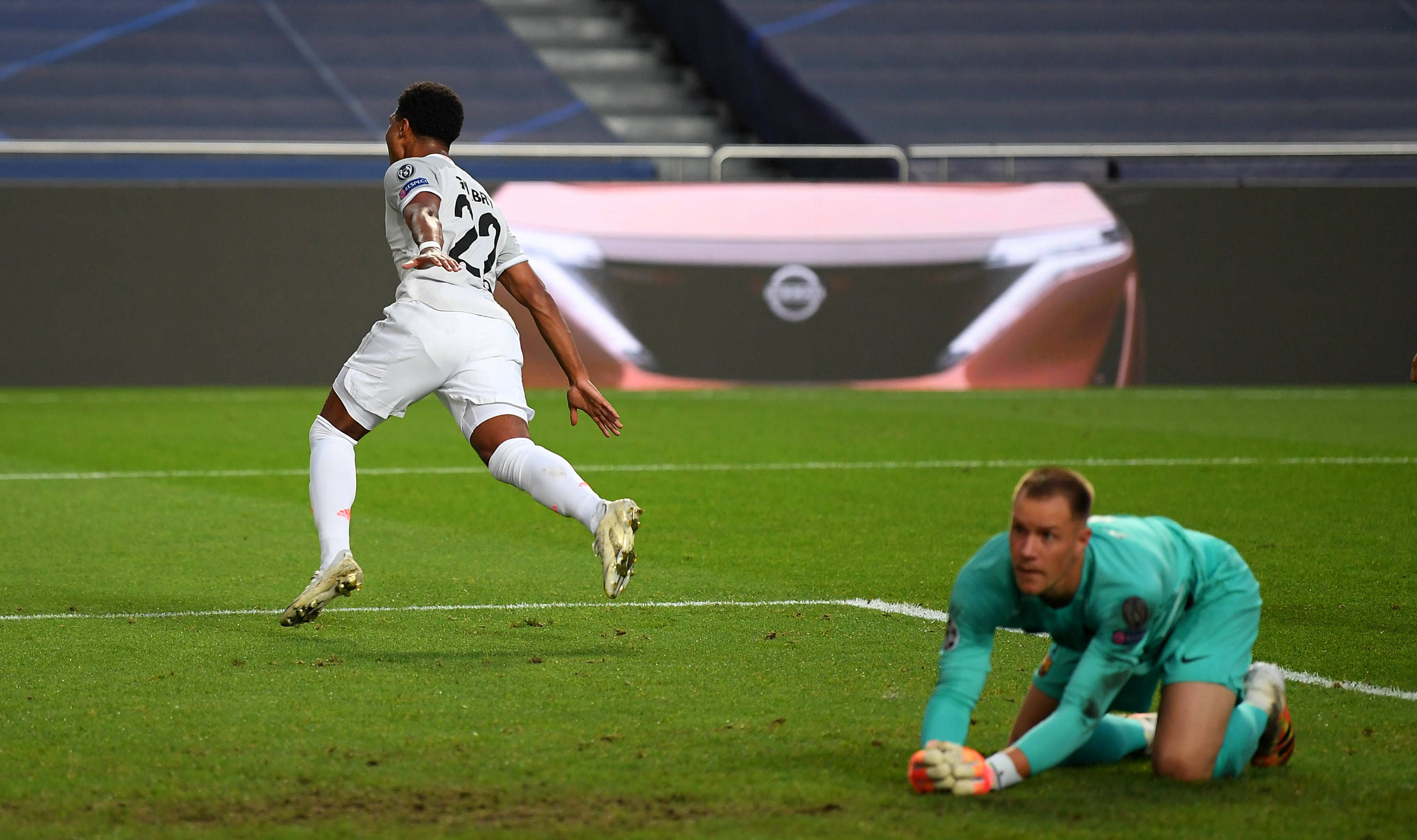 罗马诺：利物浦未与萨拉赫就离队展开谈判，并坚定支持斯洛特